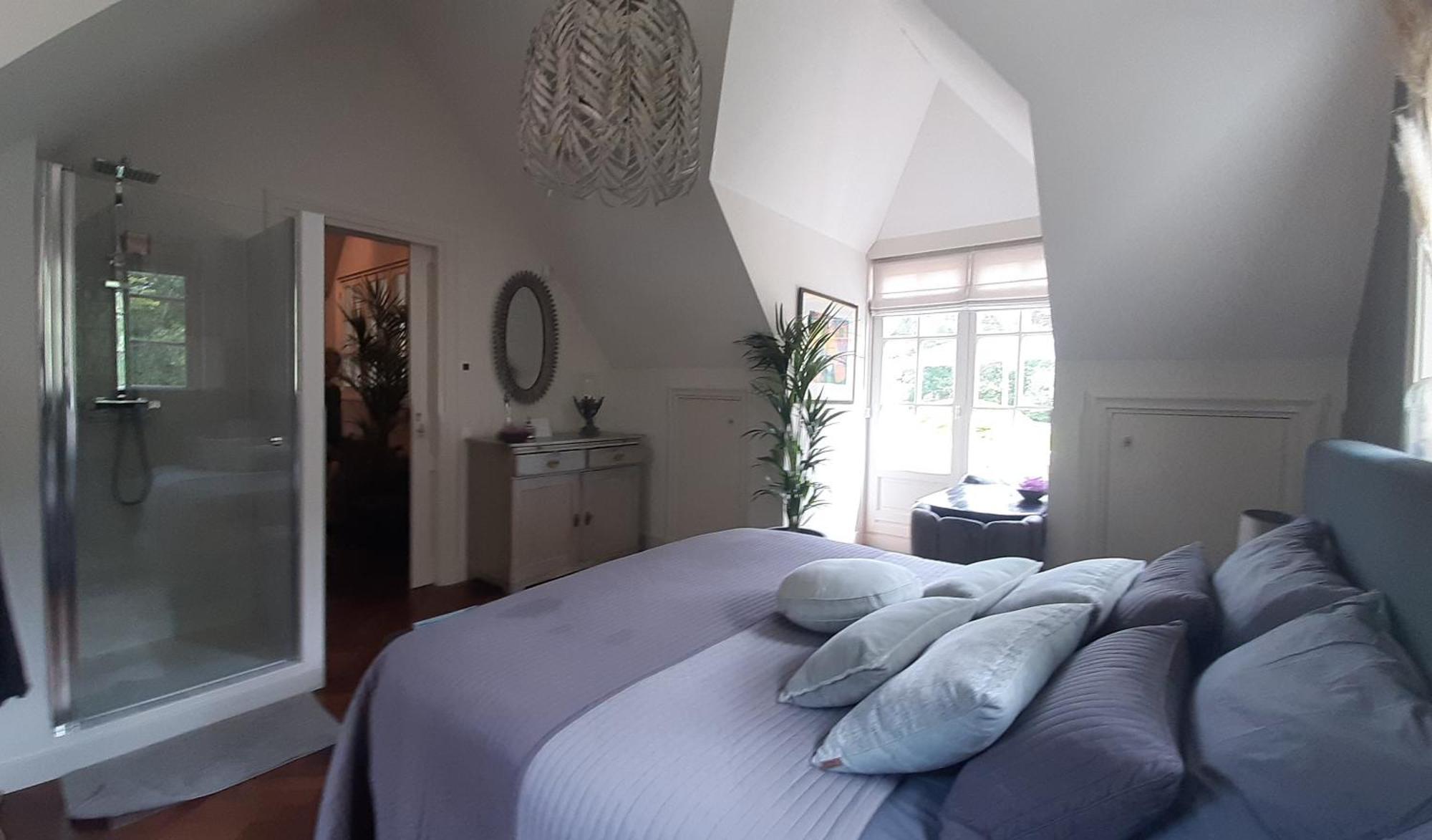 나르덴 Huize Koempoelan B&B 외부 사진